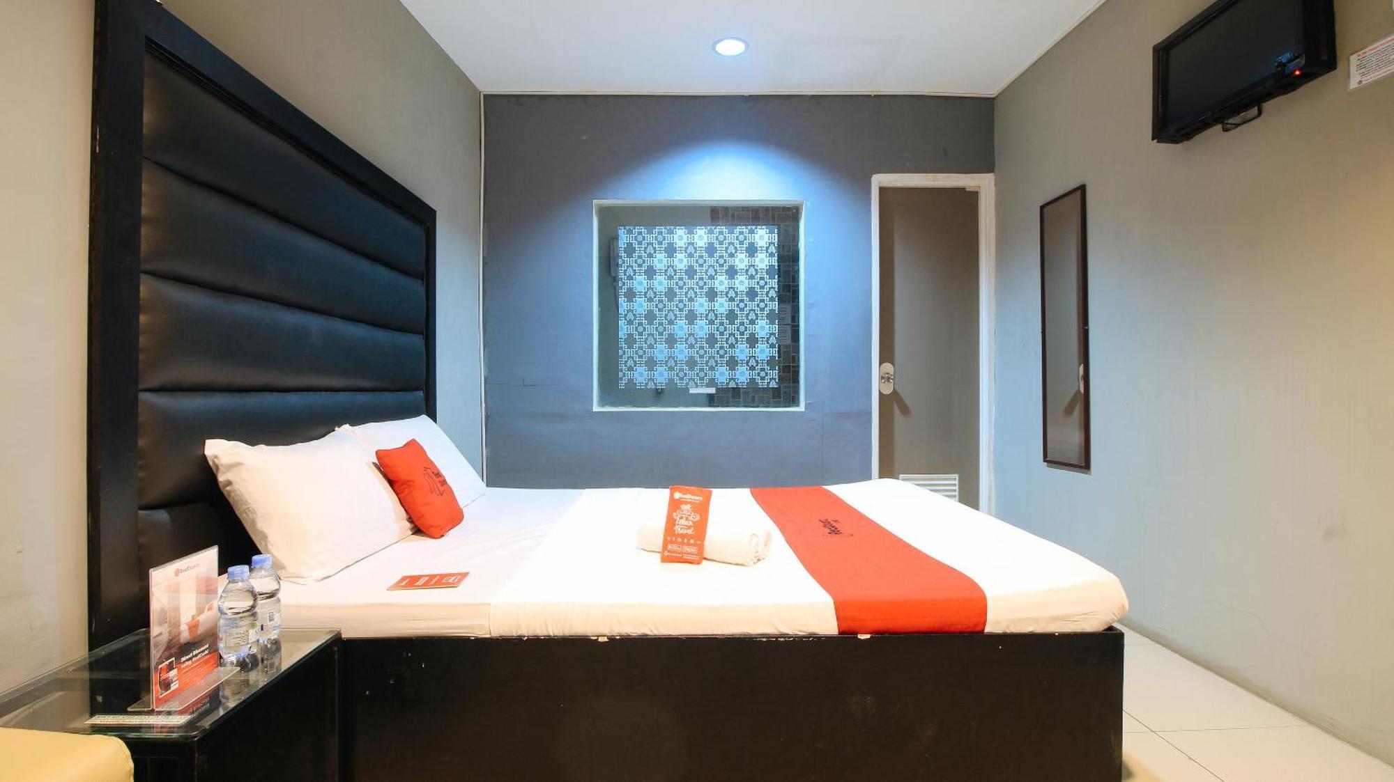 RedDoorz @ P Florentino Street Sampaloc Manila Eksteriør bilde